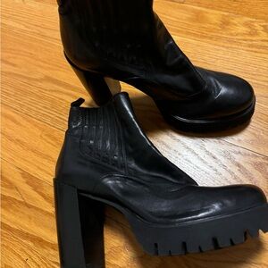 Women's Leather Black Chunky Heel Boots